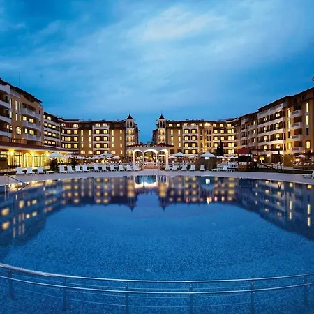 Royal Sun, 4 People, 600 M From The Sea ساني بيتش