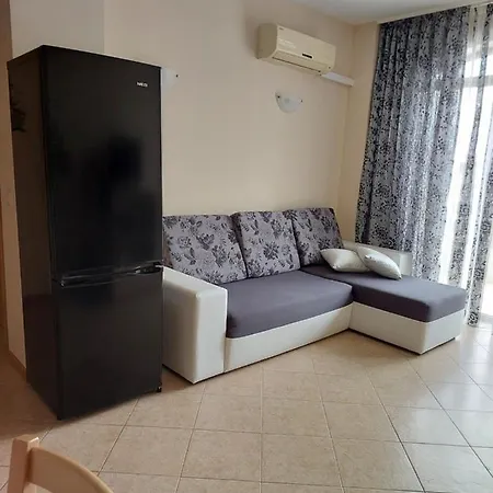 Royal Sun, 4 People, 600 M From The Sea Apartment